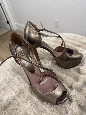 Gucci Metallic Bronze Open-Toe Platform Sandals